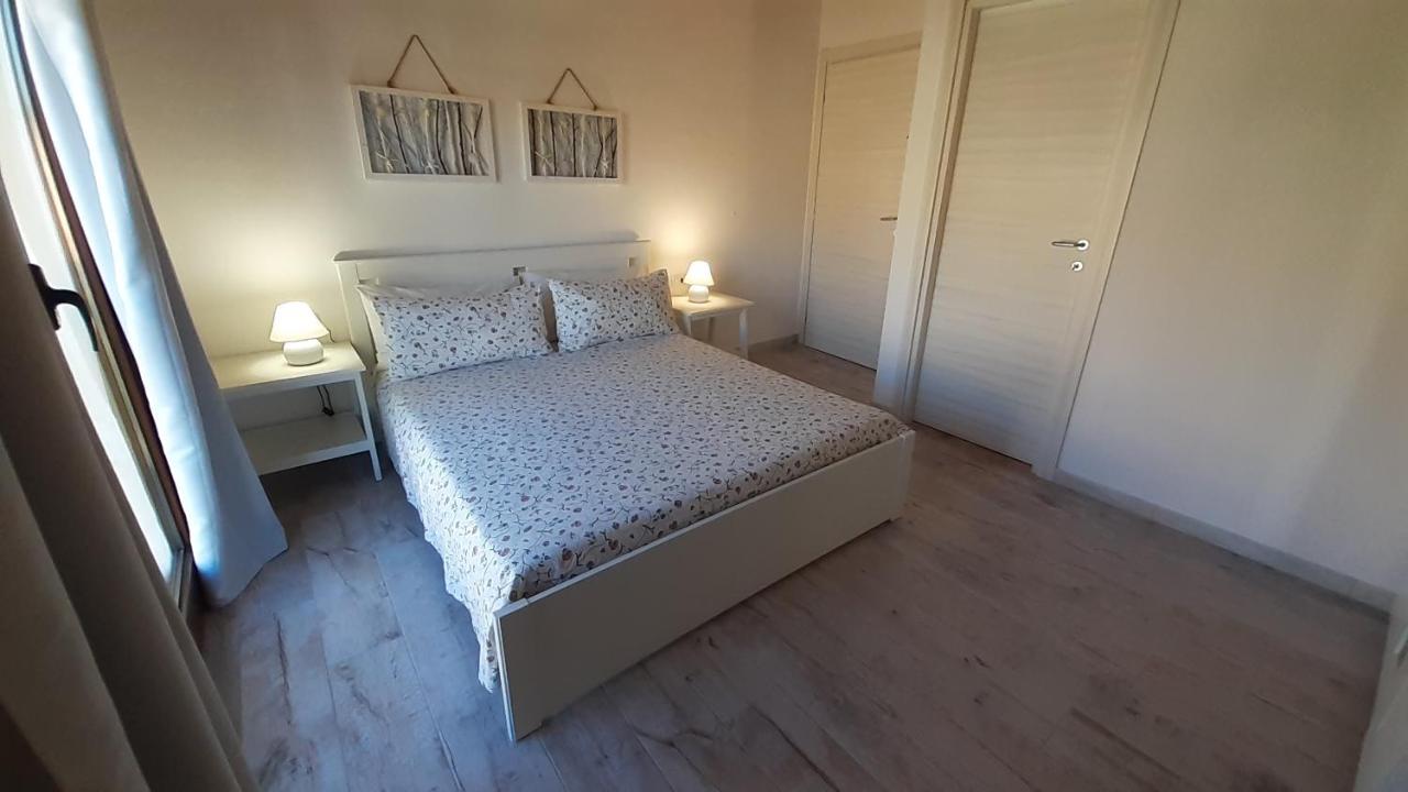 B&B U Punenti Ла-Маддалена Экстерьер фото