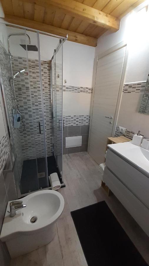 B&B U Punenti Ла-Маддалена Экстерьер фото