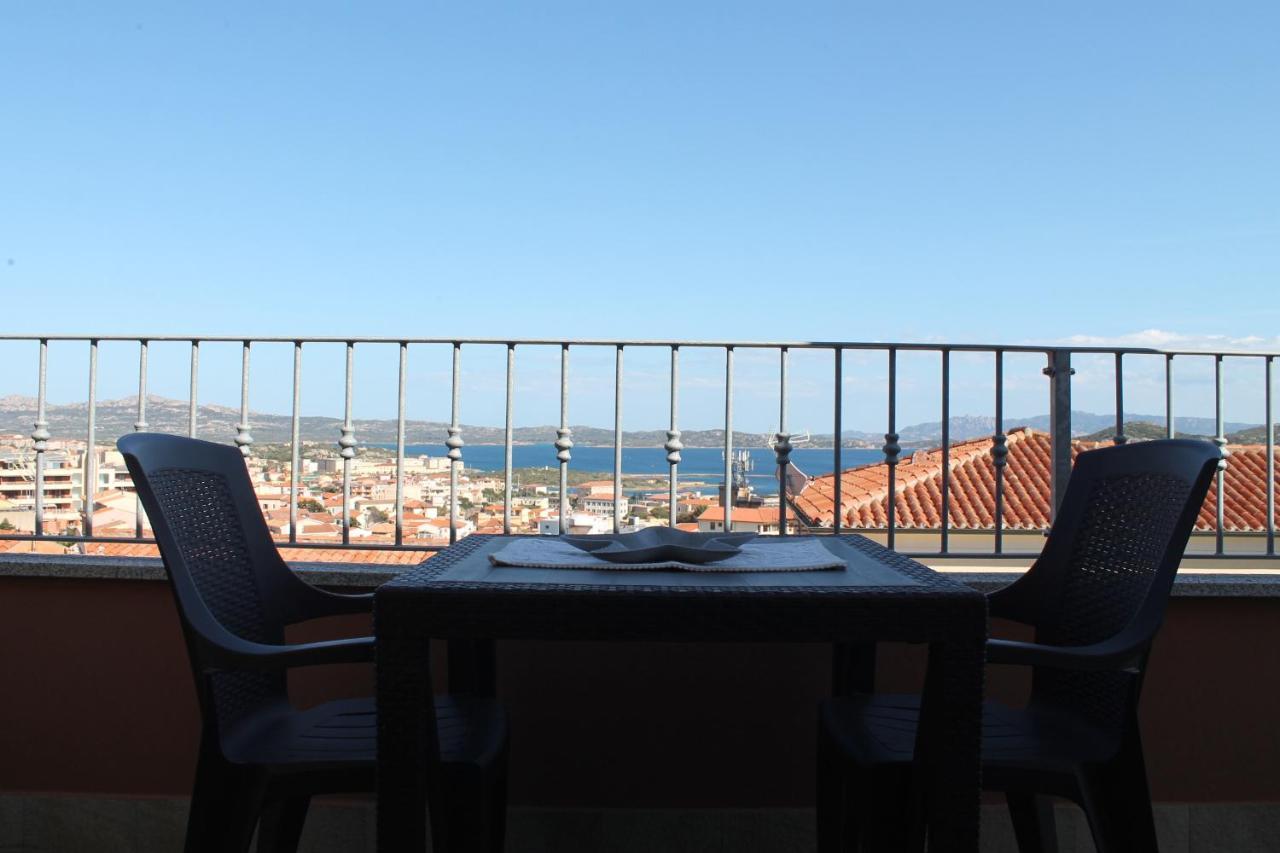 B&B U Punenti Ла-Маддалена Экстерьер фото